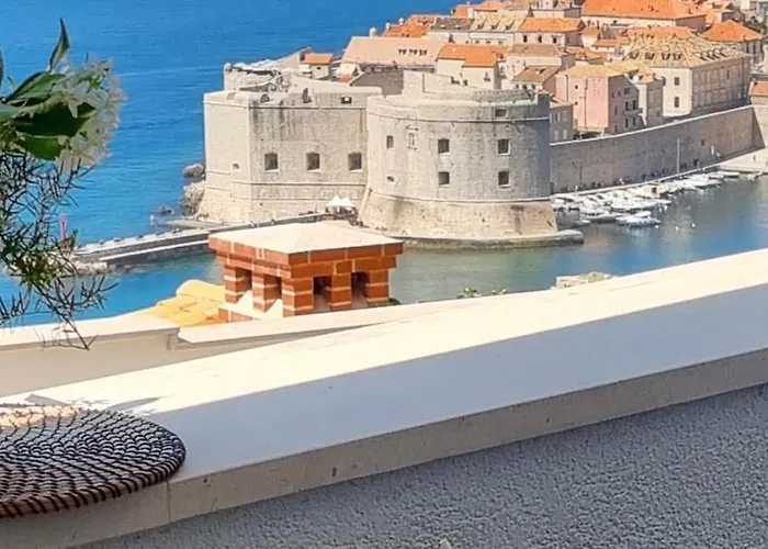 Beautiful Apartment,Amazing View,Parking!